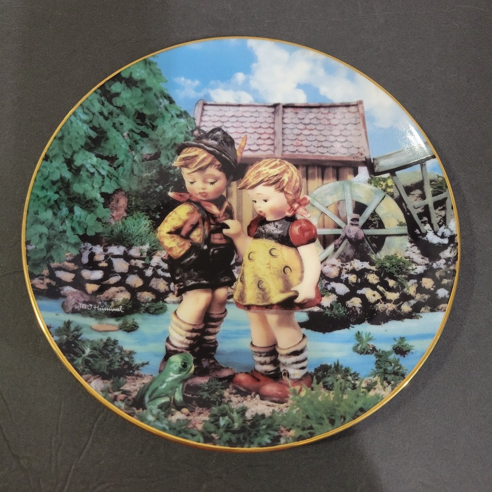 MJ Hummel "Hello Down There" Plate Little Companions Danbury Mint Gold Trim 8"